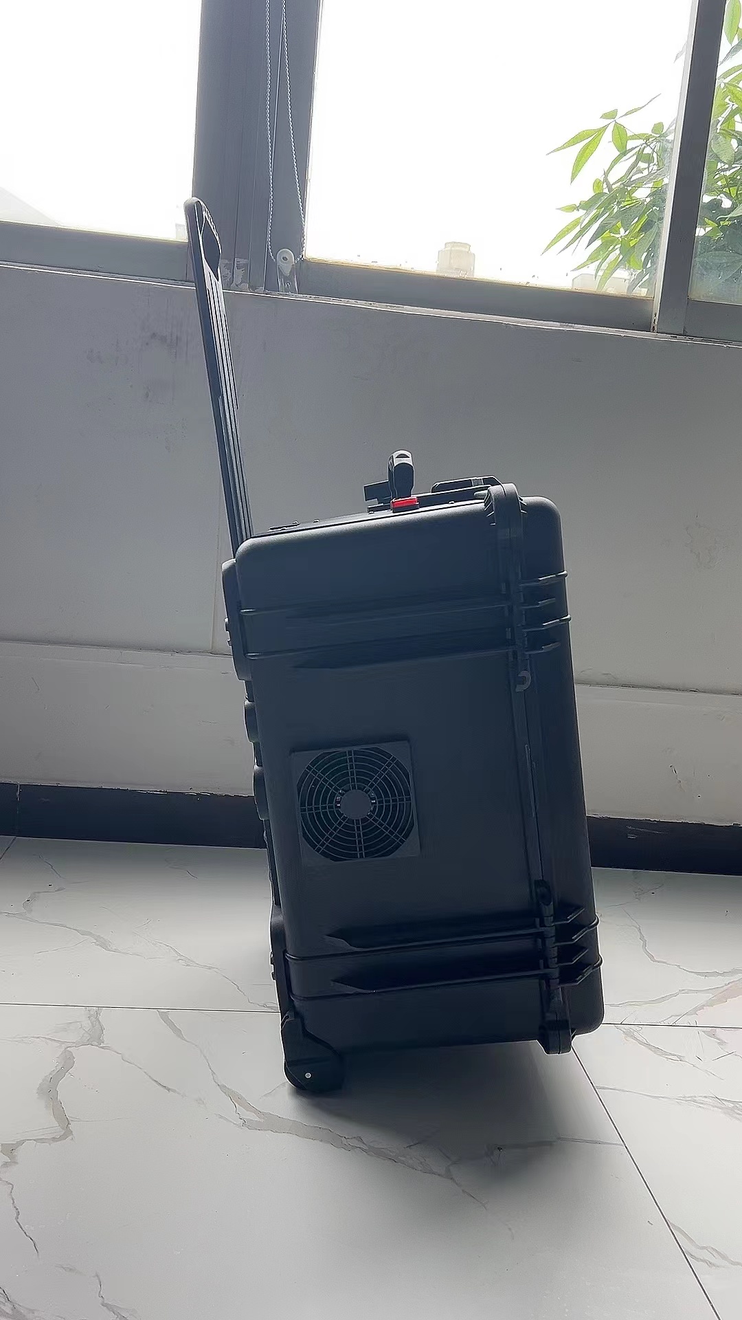 儋州手拉箱型移动通信干扰器